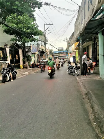 Bán nhà hẻm 24 Bình Trị Đông chỉ hơn 1 tỷ
