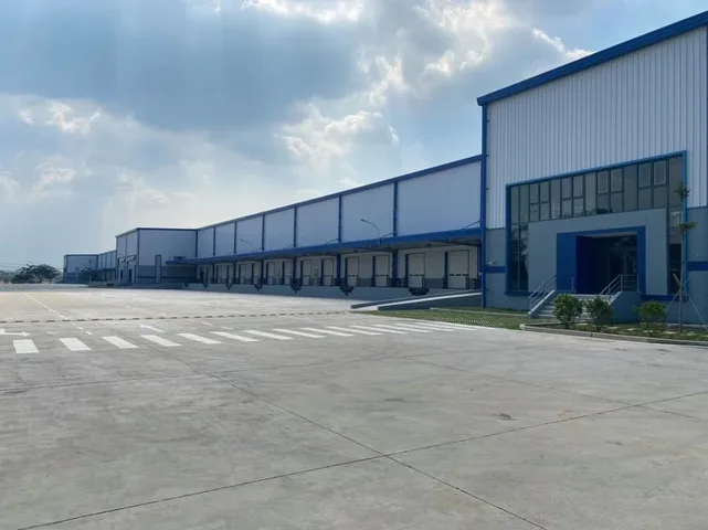 CHO THUÊ NHÀ XƯỞNG SẢN XUẤT CHẾ TẠO CÔNG NGHỆ CAO. KCN ĐẤT ĐỎ 1