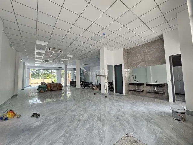 TÒA NHÀ 5 LẦU TRUNG TÂM THỦ DẦU MỘT