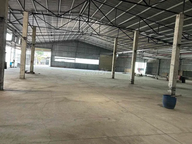Xưởng Dĩ An 2500m/80tr Đường Lớn Xe Cont Điện SX