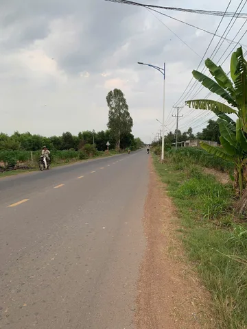Bán đất 500m² có sẵn 120m² thổ cư ngang 10m giá 2.7 tỷ tại Xã Châu Thành