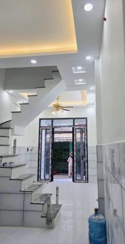Nhà đẹp 3 tầng Phú Định P16 HXH  – Giá tốt chỉ 3tỷ85