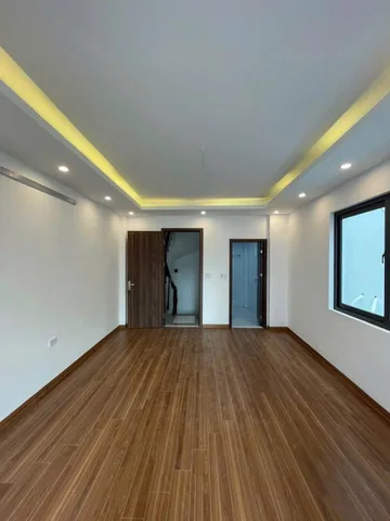 Cho gia đình thuê lâu dài, giá rẻ nhà Nguyễn An Ninh 50m, 4 tầng, mặt tiền 3.5m, 15.2 tr/th Hai Bà Trưng.