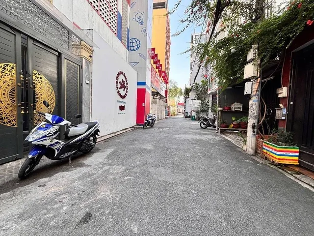 Bán nhà Gấp 5 Tầng Quang Trung Gò Vấp