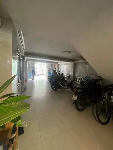 Bán nhà xô viết nghệ tĩnh sổ hồng riêng, 5 tầng, hẽm xe hơi