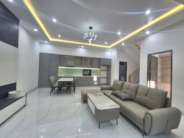 🔴💥Bán nhà 2 tầng kiệtTrần Cao Vân - nhà cách đường chính chỉ 20m