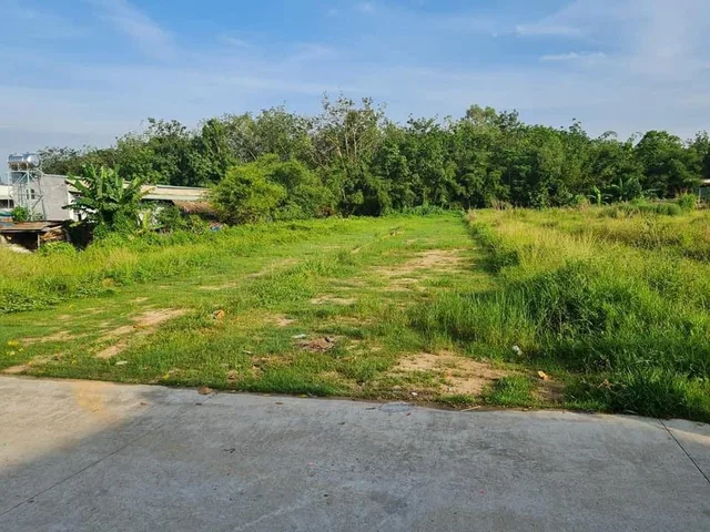 Bán đất 750m² có sẵn 300m² thổ cư ngang 15m giá 365 triệu/LÔ