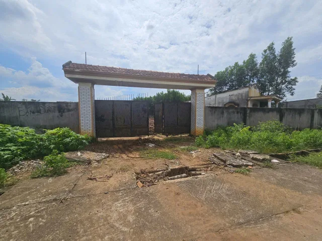 4381m2 Bàu cạn ngay ngã 4 nông trường cạnh sân bay giá siêu ngộp