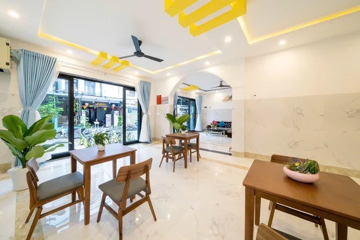 SIÊU PHẨM GIÁ RẺ hàng hiếm phố cổ - Dòng tiền thật - Thanh khoản nhanh - Mặt tiền Nguyễn Phúc Tần, Hội An