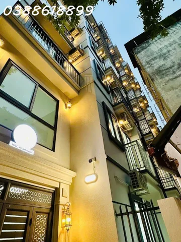 BÁN TOÀ CHDV TRẦN KIM XUYẾN, CẦU GIẤY - 180M2 x 7 TẦNG THANG MÁY - MT 10M - Ô TÔ ĐỖ CỔNG - 30M RA PHỐ - DÒNG TIỀN 2.4 TỶ/NĂM - GIÁ 56 TỶ