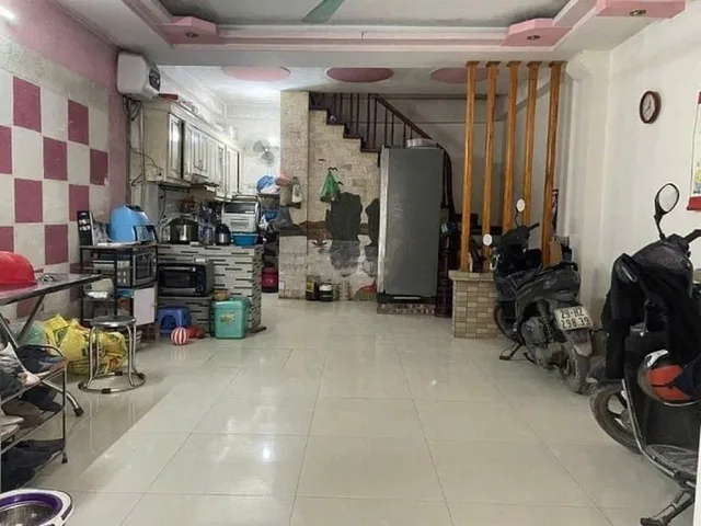 Cho Thuê Nhà Giải Phóng 45M² 5 Tầng 4 Ngủ - Full Nội Thất - Ở, Kinh Doanh VP.. Ô Tô Đỗ Cửa - Giá Thuê 14tr