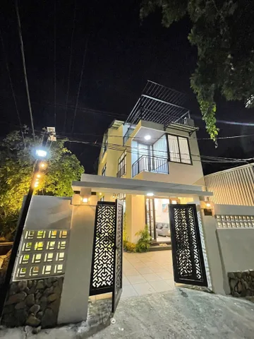 *Kim Long gái đẹp mỹ miều.
Trẫm thương Trẫm nhớ Trẫm liều Trẫm đi!*
🏡 CHÍNH THỨC MỞ BÁN VILLA 3 TẦNG HIỆN ĐẠI – HỒ BƠI RIÊNG CỰC VIP 🌴