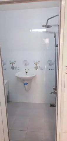 Nhà góc 2 mặt tiền,ngay chợ Bình Trị Đông,hẻm nhựa 7m,sổ hồng riêng,chỉ 4đồng 8.