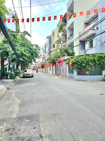 MẶT TIỀN XE TẢI 10M - HOÀNG HOA THÁM, TÂN BÌNH - NGAY NHÀ GA T3 - 62M2 - NHỈNH 9 TỶ