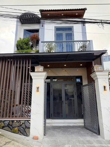 7,3 tỷ hạ bán gấp còn 6,3 tỷ nhanh tay chốt gấp ạ
BÁN NHÀ MẶT TIỀN ĐG NHỰA NGÔ THÌ NHẬM – P4 XUÂN HƯƠNG
