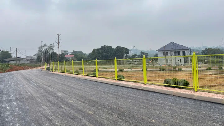 Bán Nhanh Lô đất 85m, Mặt tiền 5m , Giá 1.4 tỷ Sát Cạnh Hồ Đại Lải cách 400m