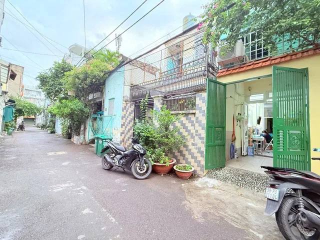 CHỈ NHỈNH 9 TỈ có nhà Tây Thạnh dt; 88m ngang 5 x dài 17m Tân Phú ,