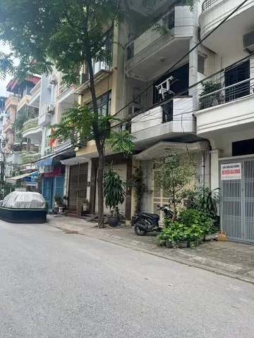 6 TẦNG THANG MÁY ĐỦ CÔNG NĂNG - NHÀ MỚI ĐẸP Ở NGAY - TRUNG TÂM BA ĐÌNH
