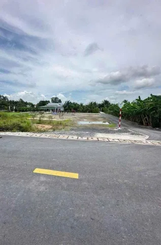 Đất 1000m2 có 884m2 thổ cư, 3MT Lương Ngang, Tân Nhựt, Bình Chánh, giá 13,5 tỷ