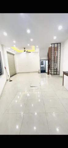 bán nhà mới nguyên căn oto đỗ cửa