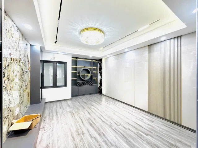 ✅ SIÊU PHẨM NHÀ 5 TẦNG CÓ THANG MÁY – Tuyến 2 đường HÙNG VƯƠNG chân cầu quay