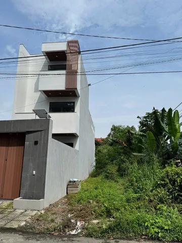 Bán đất 239m² có sẵn 159m² thổ cư ngang 8m giá 5.7 tỷ tại Phường Bình Dương