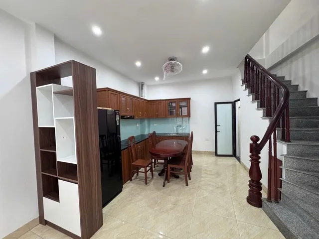 Siêu hiếm! bán nhà 5 tầng Phú Mỹ dân xây kiên cố, ra phố vài bước chân, mới 95 % giá 7.X tỷ