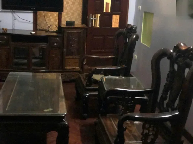 Cho thuê nhà ngõ 127, Đường Văn Cao, Phường Ngọc Hà, Hà Nội - Quận Ba Đình 
Diện tích 50m²  x 4 tầng-12,5tr/1tháng