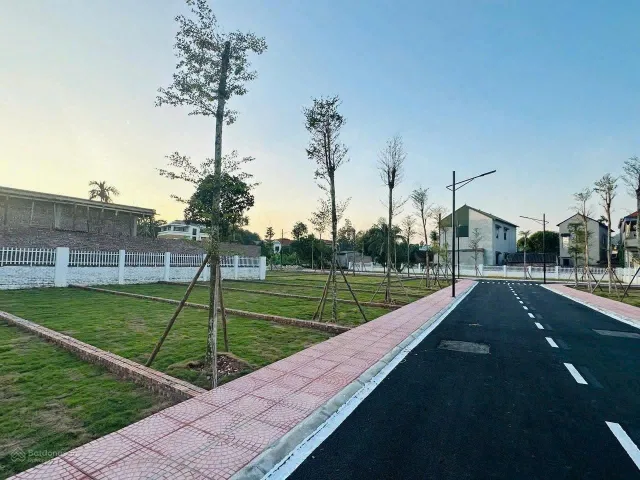 Nhỉnh 1 tỷ 7  đất ven đô sổ đỏ full thổ cư cạnh khu đô thị,tổ hợp trường đại học