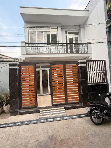 HIẾM - N.HA MỚI XÂY - 1 TRỆT 1 LẦU - HẺM XE HƠI - DT: 75M2 NGANG KHỦNG GẦN 6M GIÁ CHỈ 4.5 TỈ TL