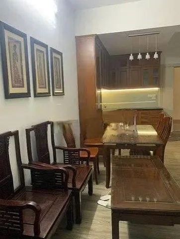 Cho Thuê Chung Cư Trần Thái Tông - Cầu Giấy 100M² 3 Ngủ Full Nội Thất Cao Cấp - Có Slot Ô Tô - Giá Thuê 16tr
