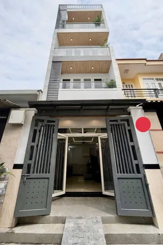 Cần tiền bán nhanh nhà Đào Duy Anh, P9, Phú Nhuận. DT 69m2 giá 2tỷ650tr. Sổ hồng riêng, hoàn công đủ