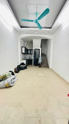 Cho Thuê Nhà Ngõ Trại Cá - Hai Bà Trưng 30M² 4 Tầng 3 Ngủ - Nội Thất CB - Giá Thuê 10,5tr