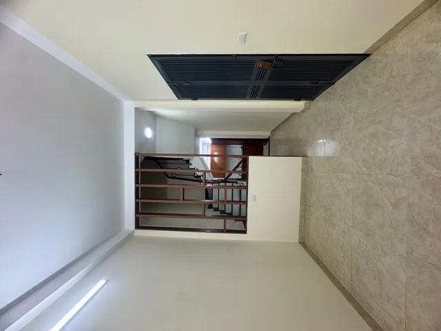 Bán chung cư Việt Hưng, Long Biên 72m2, giá 4,5 tỷ, cam kết chuẩn, siêu hiếm