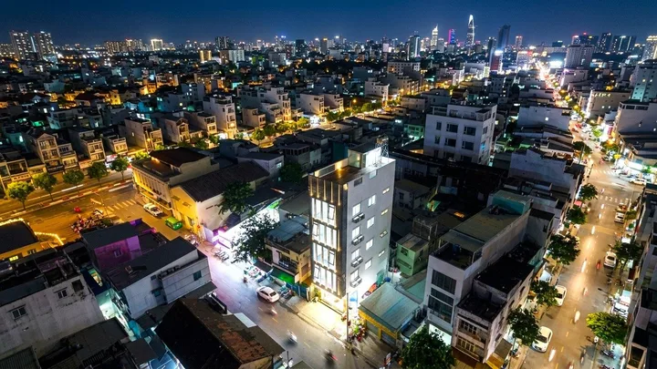 [TRUNG TÂM QUẬN 1] 🔥🔥🔥MẶT TIỀN LÔ GÓC – DÒNG TIỀN SIÊU TỐT – 5 TẦNG – THANG MÁY