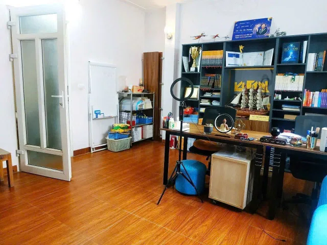 Cho thuê nhà ngõ 445 Nguyễn Khang, Cầu Giấy 35M X 5T giá 10tr Ở VÀ KD ONLINE