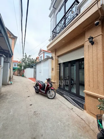 🚨 HIẾM! NHÀ LÔ GÓC DI TRẠCH – Ô TÔ ĐỖ CỬA 🚨
