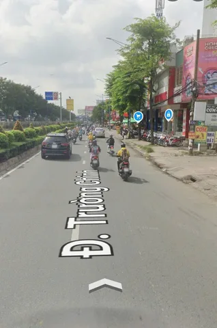 NHÀ ĐẸP ĐƯỜNG XE TẢI - CÁCH MẶT TIỀN TRƯỜNG CHINH 20M - CẦU THAM LƯƠNG
