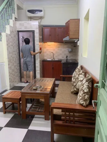 Cho thuê nhà nguyên căn trong ngõ Kim Mã Ba Đình 
Diện tích ; 20m2, x 4 tầng-6,5tr/1tháng