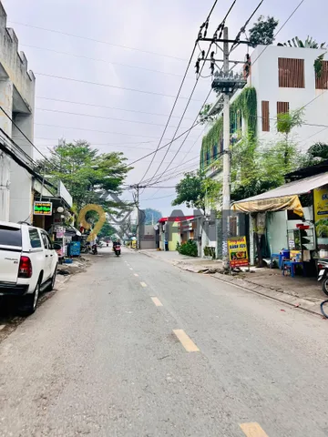 517 - NHÀ 3 TẦNG - GẦN ĐƯỜNG ĐẶNG VĂN BI-  CÁCH GA METRO 150M - XE HƠI 7 CHỖ VAO TẬN NƠI