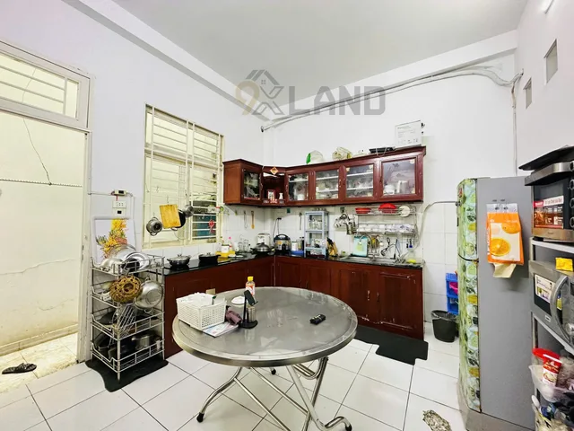 2176 - Bán nhà mặt tiền KD 1T1L đường số 22 - P Linh đông
