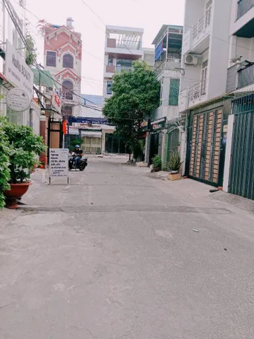 Bán nhà 4 Tầng, Hẻm ôtô, DT: 72m² có sẵn 60m² thổ cư ngang 4m giá 10 tỷ tại Phường Tân Sơn Nhì