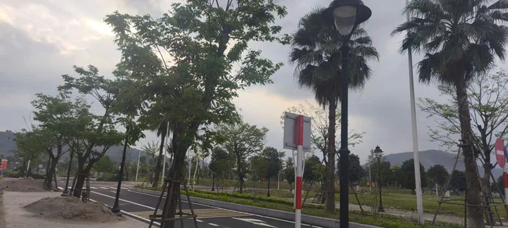 Bán nhanh lô đất 123m2 trục chính dự án Centreville Lương Sơn