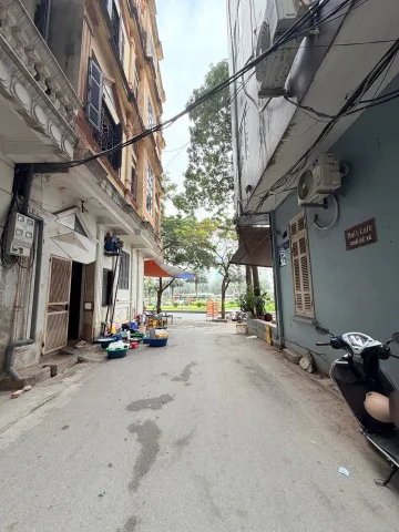 Cơ hội sở hữu, đầu tư nhà Khuất Duy Tiến - Thanh Xuân, Hà Nội 💥
🏢Nhà 5 tầng, ôtô tránh, khu phân lô Khuất Duy Tiến - Trần Duy Hưng - Đại Lộ Thăng Long, giao thông cực thuận tiện đi khắp nơi, khách, bếp, 6 ngủ, sân phơi, tum. 💥
📐Diện tích 60 m2 , mặt tiề