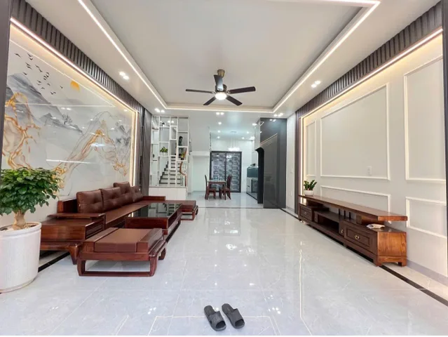 Mrs Tâm Bán Nhà đẹp Cam Lộ, Hùng Vương, Hồng Bàng – 63,4m2 – mặt tiền 5m – ô tô đỗ cửa
