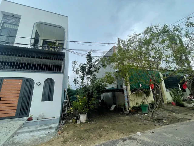 Bán lô đất đường chợ Chiều - Diên An - Diên Khánh
Diện tích: 63m2 ngang 5m 
Đường rộng 6m 
Giá bán: 1.8ty