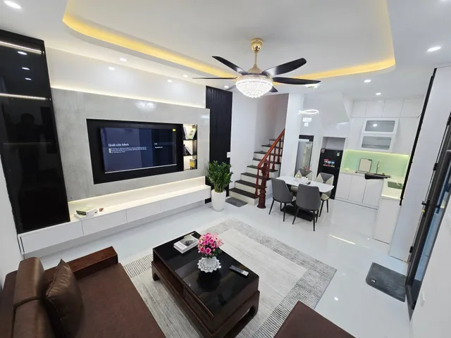 Bán nhà 33Mm² có sẵn 31m² thổ cư ngang 7,3m giá 8.4 tỷ tại Đường Quan Nhân Phường Thanh Xuân