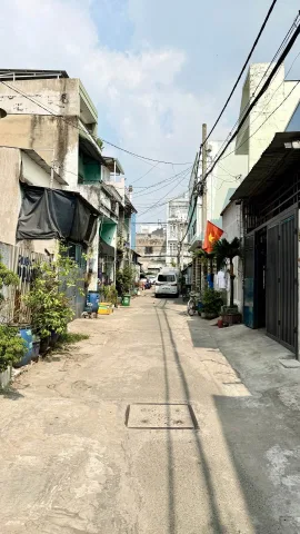 Nhà giáp khu t.ên l.ửa, gần Aone Mall Bình Tân,hxh, chỉ 4đồng hơn