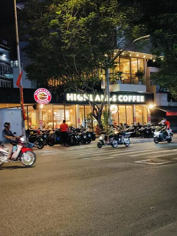 BÁN NHÀ NGUYỄN VĂN LUÔNG QUẬN 6 205M2 THU 60TR 17.8 TỶ 5 TẦNG 22 PHÒNG