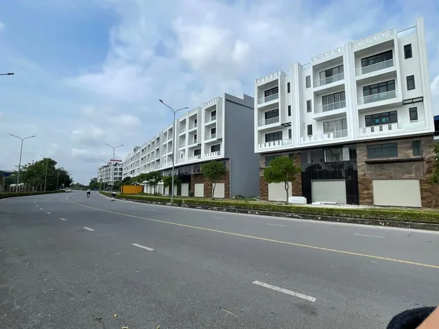 🔥 7,5 TỶ – NHÀ THÔ MẶT ĐƯỜNG SỐ 1 KĐT HIM LAM – HỒNG BÀNG 🔥